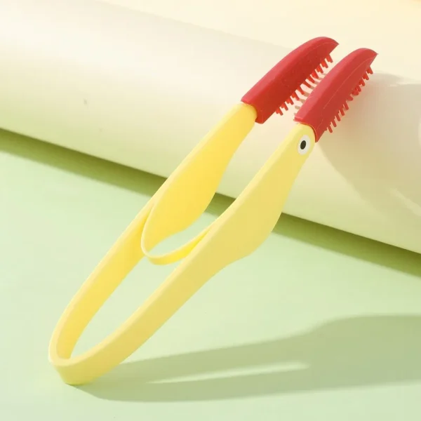 1PC Soft Silicon Cat Dog Pet Tear Brush Eye Cleaning Comb Eye Poop Clip Soft Brush Pet Supplies Cat Dog Knotting Brush - Image 5