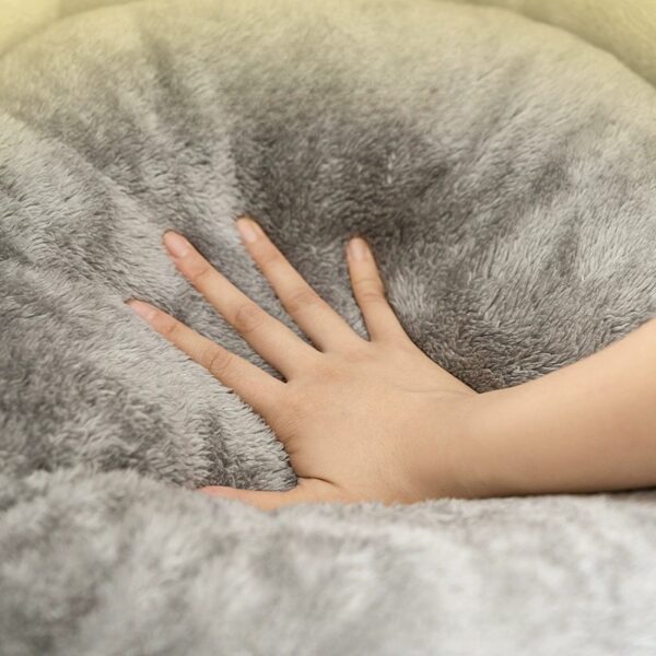 Warmming Pet Cat Nest Cup Shaped Sleeping Bed for Pet Product Winter Pet Plush Nest Cat Dog Bed Bedside Pet Bed Pet Supplies - Image 6