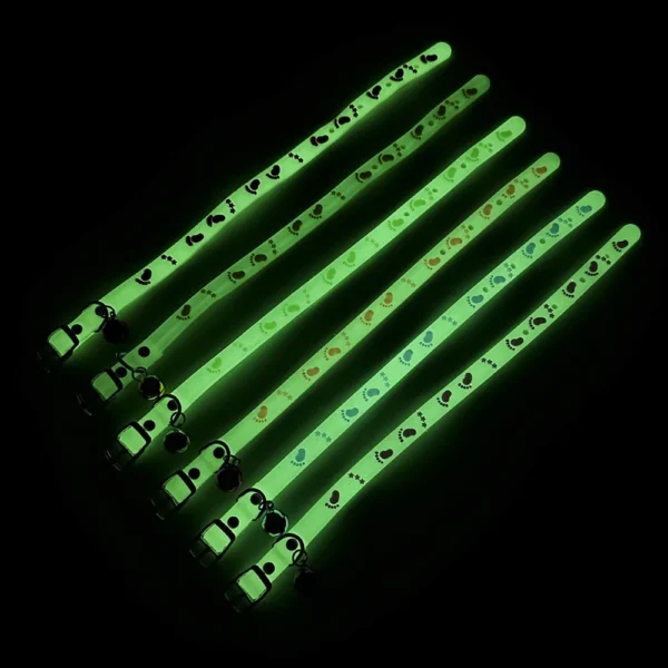 Pet Fluorescent Luminous Silicone Footprint Collar Cat Dog Luminous Collar Night Puppy Kitten Outdoor Anti-loss Pet Supplies - Image 4