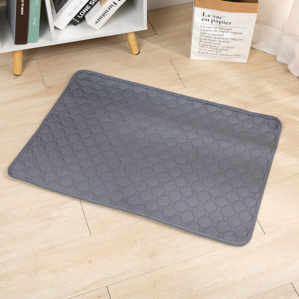 Reusable Dog Pee Pad Blanket Absorbent Diaper Washable Puppy Training Pad Pet Bed Urine Mat for Pet Car Seat Cover Pet Supplies - Image 12