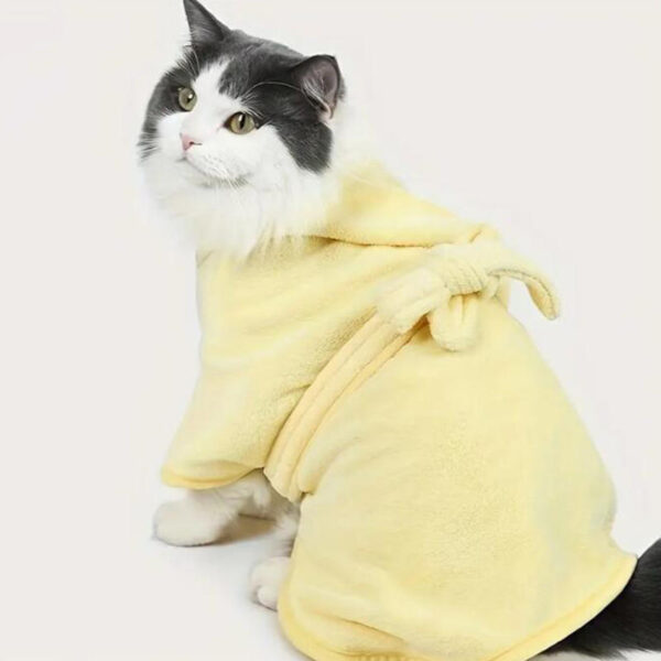 Super Absorbent Cute Pet Bathrobes For Small To medium-sized Dogs And cats-quick To dry, With A Safe Velcro Seal - Image 4