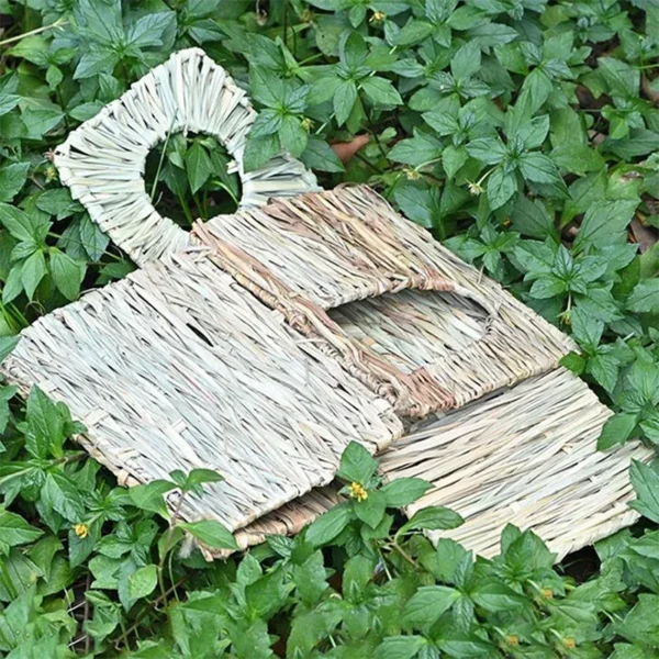 Foldable Woven Rabbit Cages Pets Hamster Guinea Pig Bunny Grass Chew Toy Mat House Bed Nests for Small Animal Rabbit Accessories - Image 5